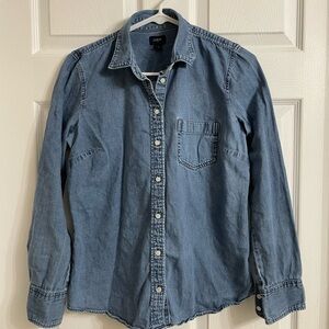 J. Crew button up denim cotton shirt small